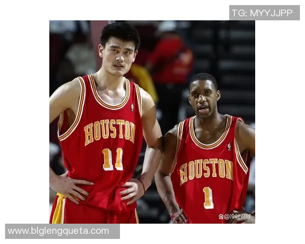 姚明经典时刻回顾与篮球传奇生涯的深度解读 姚明经典时刻回顾与篮球传奇生涯的深度解读