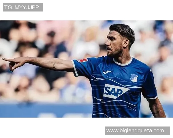 汉堡3-1击败霍芬海姆,提前锁定胜利,晋级希望大增 汉堡3-1击败霍芬海姆,提前锁定胜利,晋级希望大增